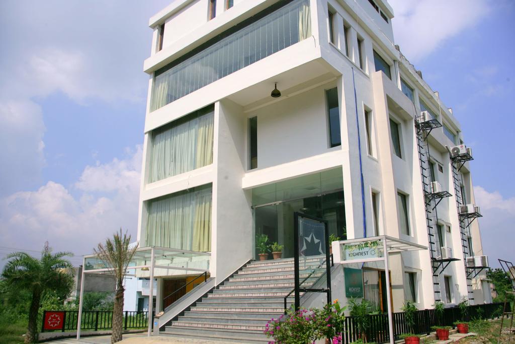 Hotel Highnest Singapperumalkovil Exterior foto